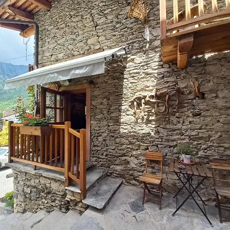 Diffuso La Marmu Osteria Della Croce Bianca Szálloda 3*
