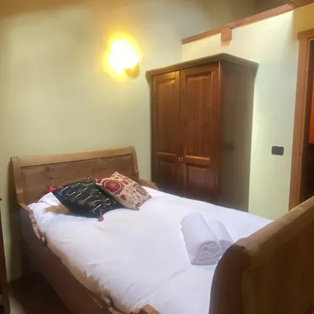 Diffuso La Marmu Osteria Della Croce Bianca Szálloda Marmora