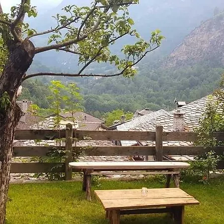 Diffuso La Marmu Osteria Della Croce Bianca Szálloda 3*