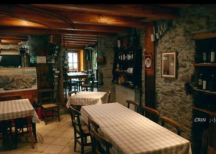 Diffuso La Marmu Osteria Della Croce Bianca 3* マルモラ